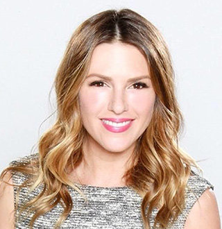 Elizabeth Hendrickson Bio & Personal Life Details